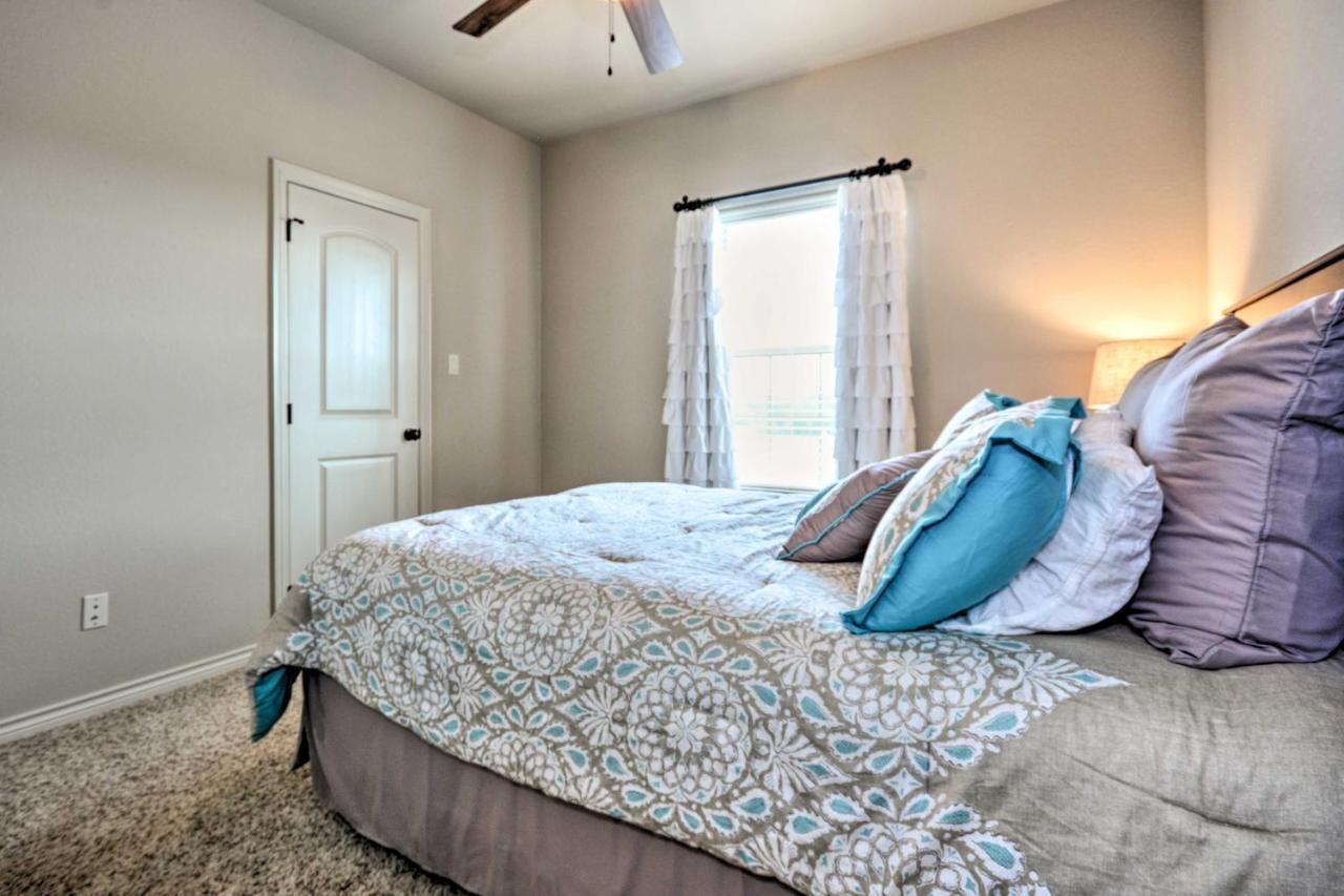 College Station Townhouse With Private Patio Villa Exteriör bild