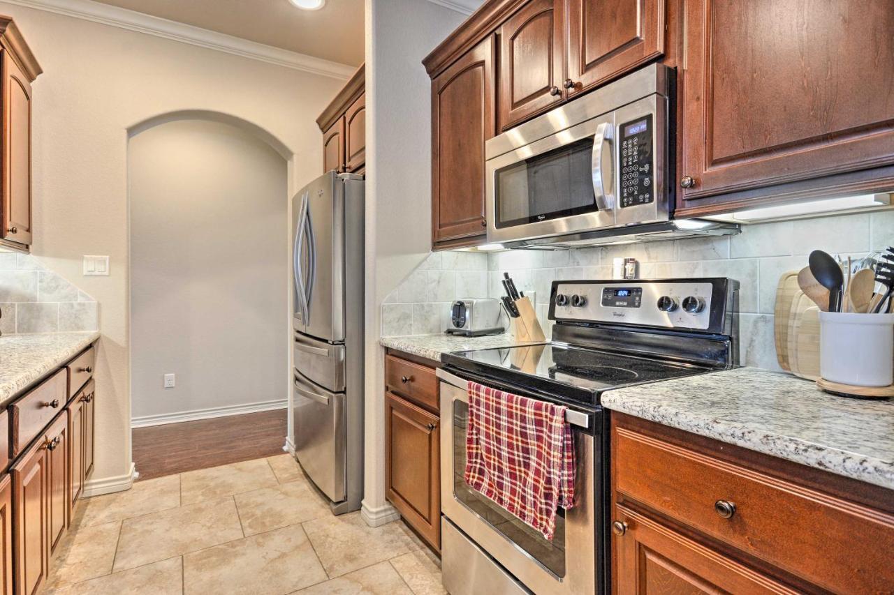 College Station Townhouse With Private Patio Villa Exteriör bild
