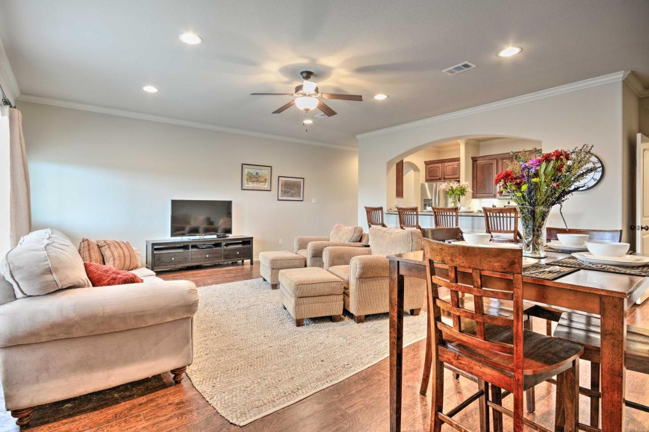 College Station Townhouse With Private Patio Villa Exteriör bild