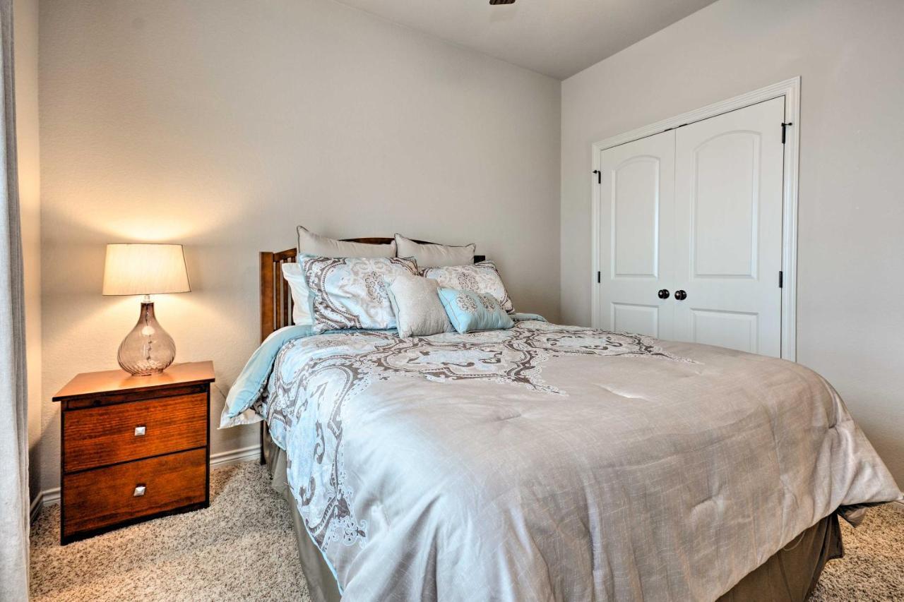 College Station Townhouse With Private Patio Villa Exteriör bild