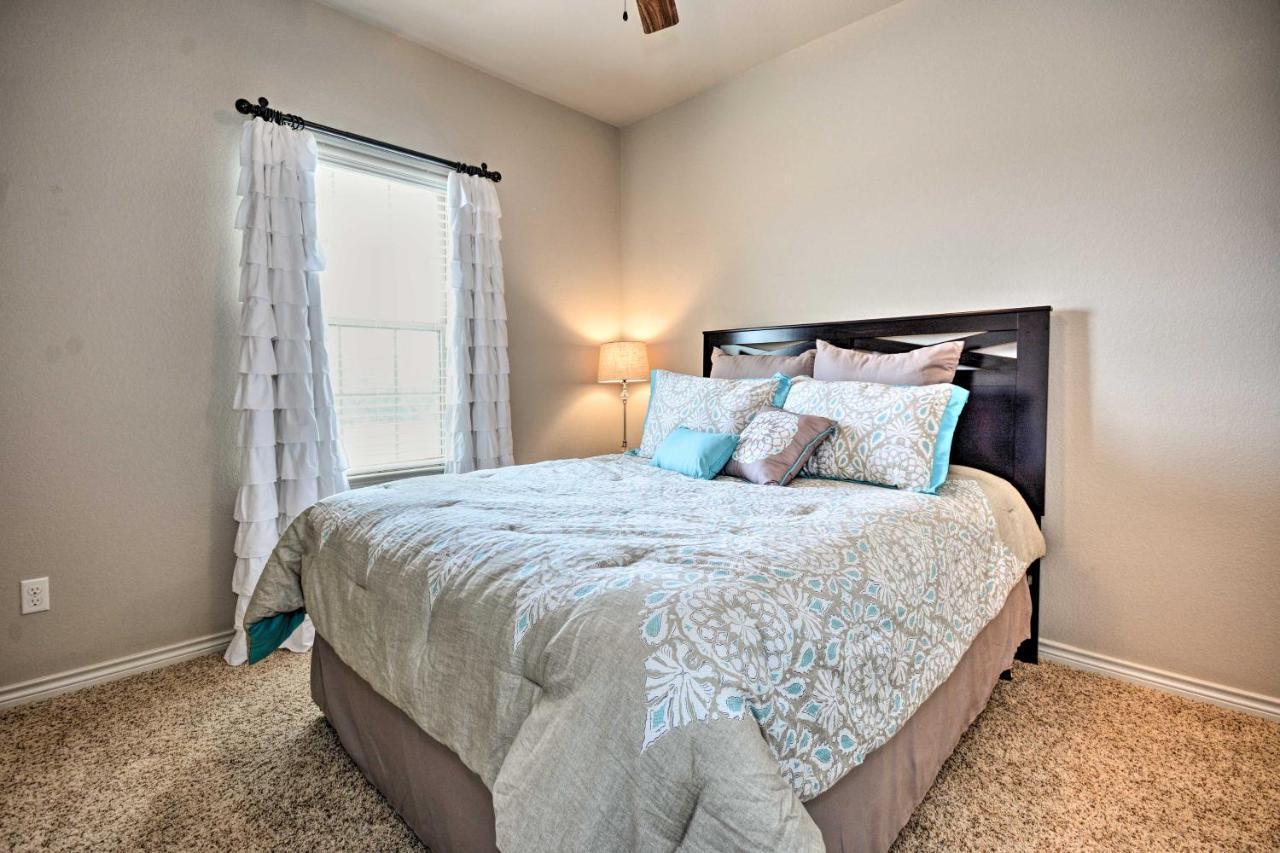 College Station Townhouse With Private Patio Villa Exteriör bild